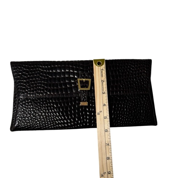 Etienne Aigner Vintage Crocodile 100% Embossed Leather Clutch with Gold Buckle - Picture 12 of 13